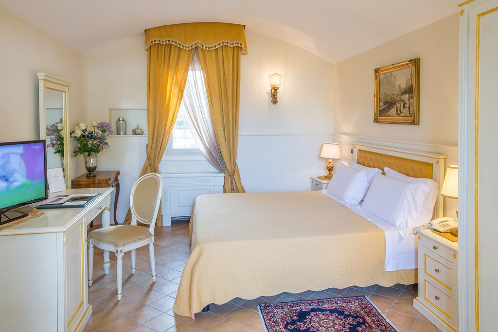 Sangiorgio Resort & Spa Cutrofiano Exteriér fotografie